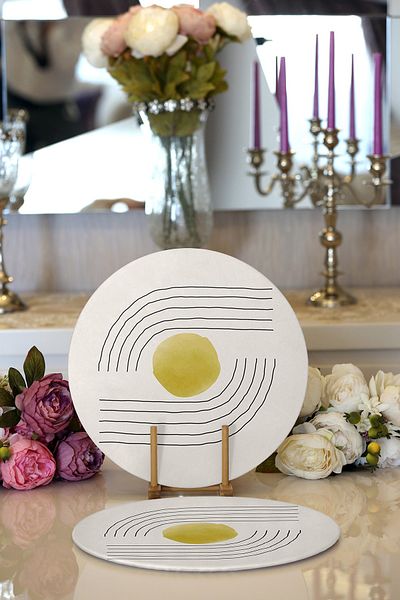 Realhomes 2-Piece Abstract Style Digital Printed with Onedraw Drawing Modern Round Charger & Placemat