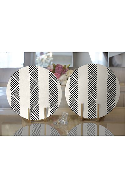 Realhomes 2-Piece Scandinavian Patterned Ethnic Design Digital Printed Decorative Round Plate & Placemat