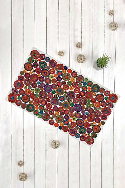 Evsebu Renkli Yuvarlak Motif Kaymaz Tabanlı Dekoratif Kilim