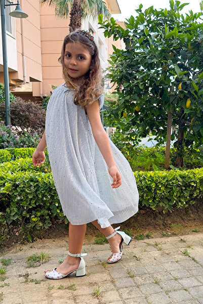 TRENDYOLKIDS Dívčí šaty s šedou třpytivou stuhou - TKDSS24EL00017