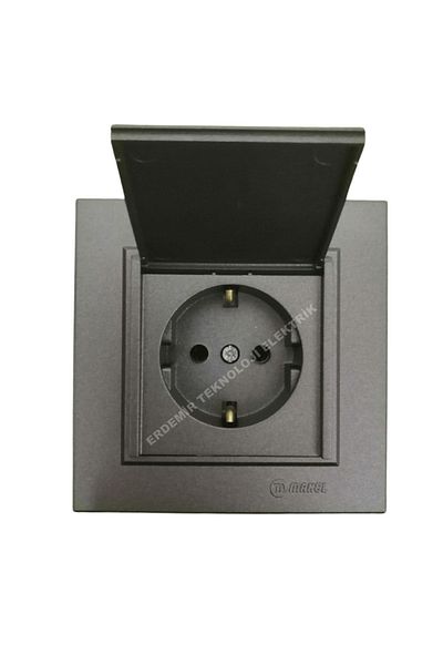 MAKEL Karea Smoked Covered Grounded Socket + Frame