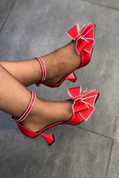 Benimsitilimbu Red Satin Jewelled Bow