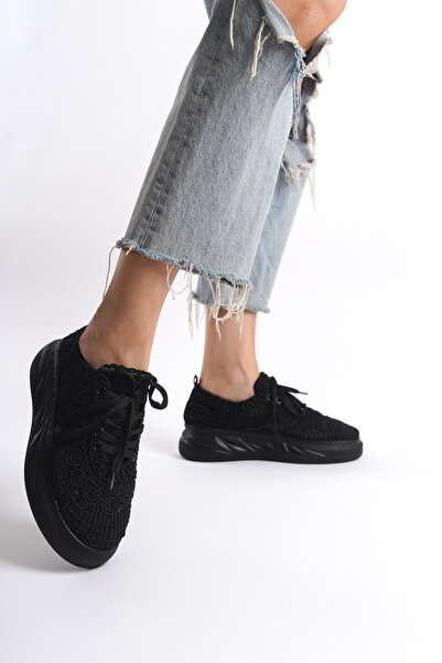 BAKGİY Siyah Dantelli Kadın Dantelli Sneaker BG1067-101-0001