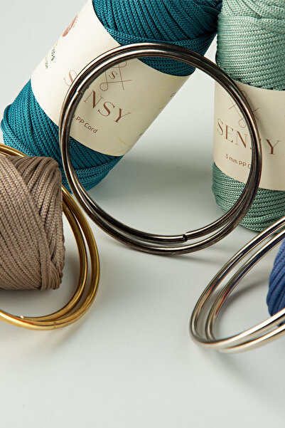 SENSY Κίτρινη μεταλλική στρογγυλή τσάντα - 11 εκ