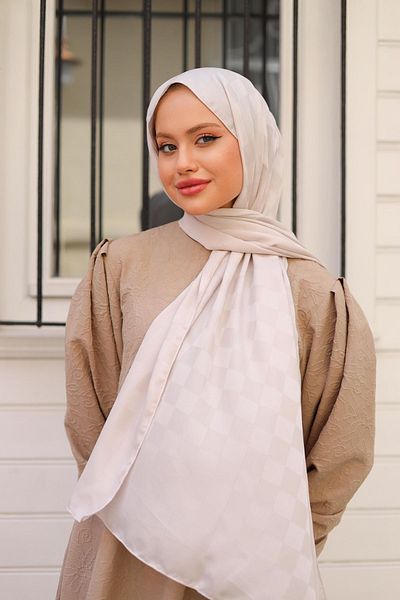 shalby Hijab Silky Cotton Jacquard Check Patterned Shawl Silver