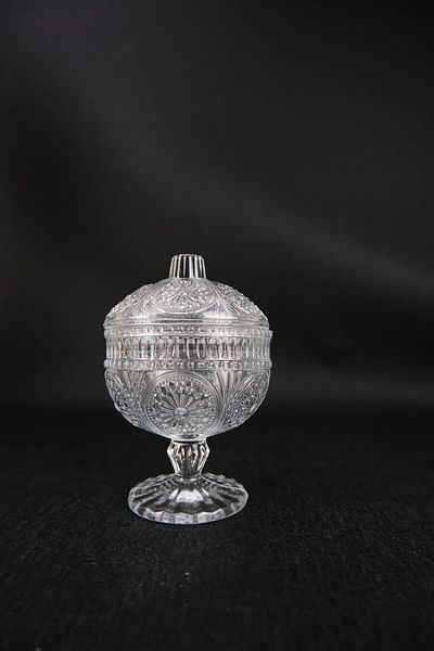 Tanemce 15 cm Modern Luxury Crystal Glass Cookie Holder - With Foot and Lid