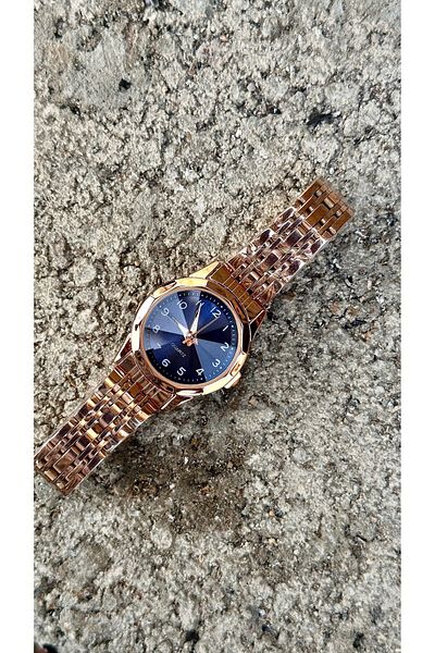 pullmarkt Women's Wristwatch - Diamond Cut Glass