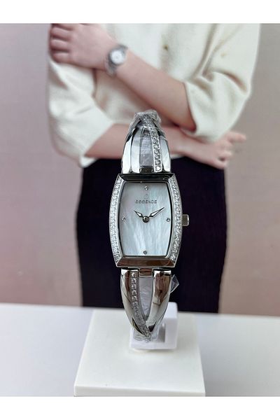 Essence Elegant Bracelet Silver Women's Wristwatch - 5 ATM Waterproof