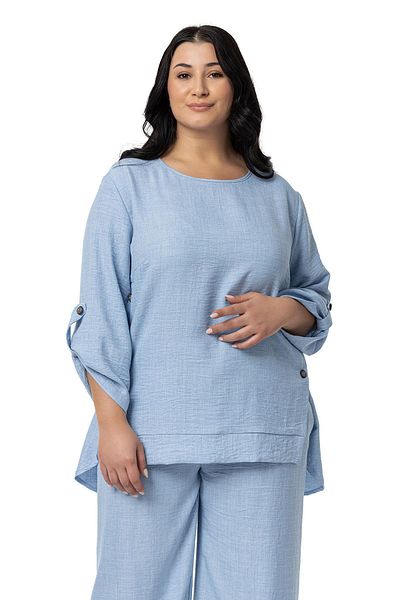 DISENTIS MODEST طقم بلوزة وبنطلون أزرق مقاس كبير مكون من قطعتين - تفاصيل أزرار جانبية