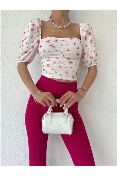 BE CHİC White Floral Patterned Square Collar Crop Blouse - Front Gather Detailed, Knitted AYD9001