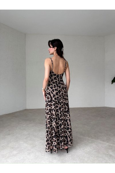 buqre's moda Low-cut Leopard Print Adjustable Strap Maxi Dress
