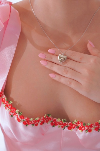 AŞIK ACCESSORIES The Swan Prenses Kolye - 925 Ayar Gümüş - Kuğulu Kalp Kapakl...