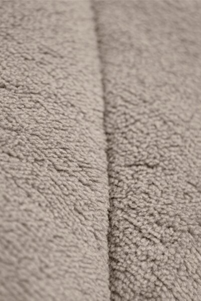 EVA Single Brown Double Sided Welsoft Quilt (155 X 215 cm)