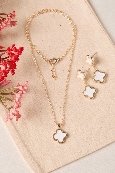 Elika Silver Kadın Yonca Model Kolye ve Küpe Set