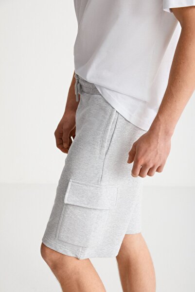 GRIMELANGE LIONEL Men's Cargo Pocket Elastic Waist Comfort Fit Carmelange Shorts