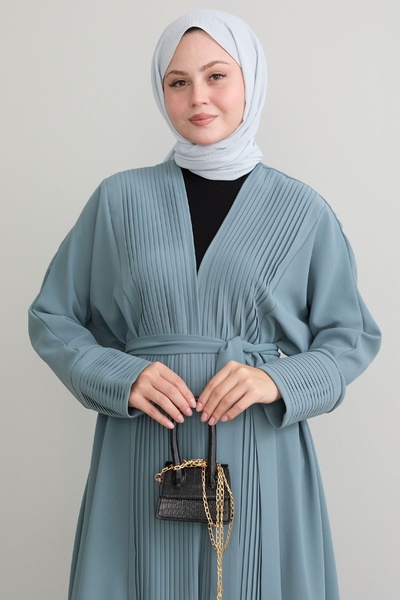 InStyle М'ятна довга плісирована деталь абайя м'ятного кольору