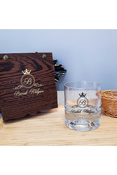 hediyekralı Ahşap Kutulu Taç Desenli İsme Özel Viski Bardağı