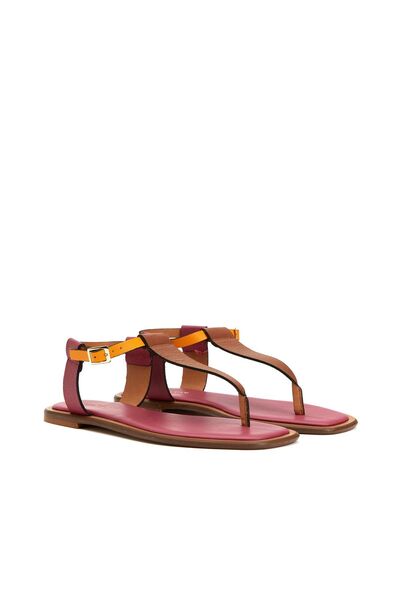 Dıvarese Kadın Pembe Düz Topuklu Küt Burun Deri Sandalet