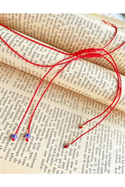 Black Beads Accessory Mavi Boncuklu Kırmızı Ip Kolye