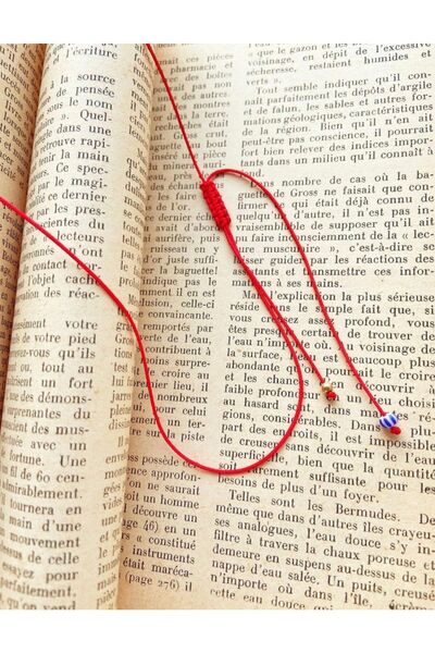 Black Beads Accessory Mavi Boncuklu Kırmızı Ip Kolye