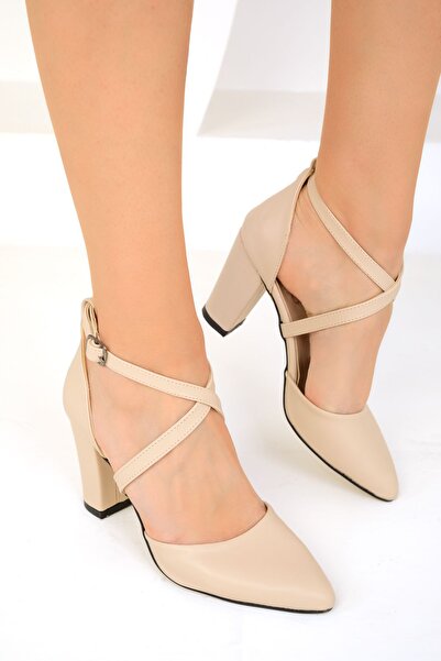 SOHO Desať matných dámskych klasických topánok na podpätku 14391