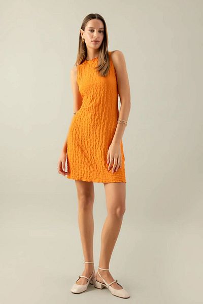 DeFacto Basic Bodycon Minikleid – einfarbig, Rundhalsausschnitt, Wickeldetail, ärmellos D2366ax24sm