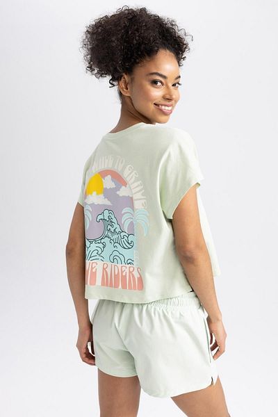 DeFacto Fit Oversize Fit Crewneck Back Printed Sportsman Short Sleeve 100% Cotton T-shirt Z9411az23hs