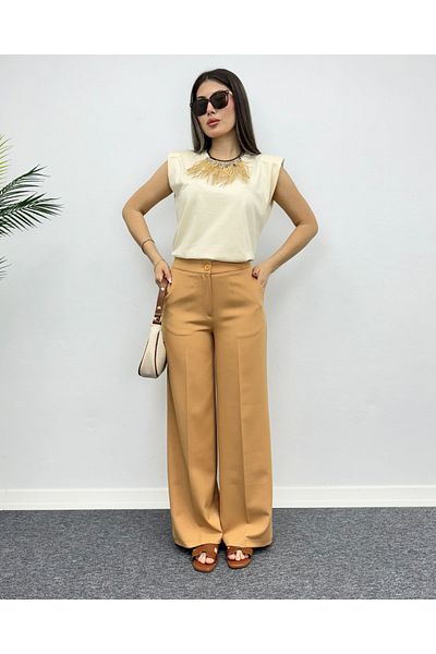 DEQ FASHION Basic Padded T-Shirt