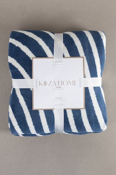 Koza Home Twin Blanket Soft Cotton Single Blanket Blue Cream 150 x 200 5031A