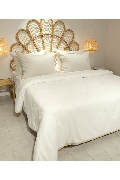 Koza Home Glow Satin Double Optical White Gold Piping Duvet Cover Set 4 Pillows + 240x260 Sheets