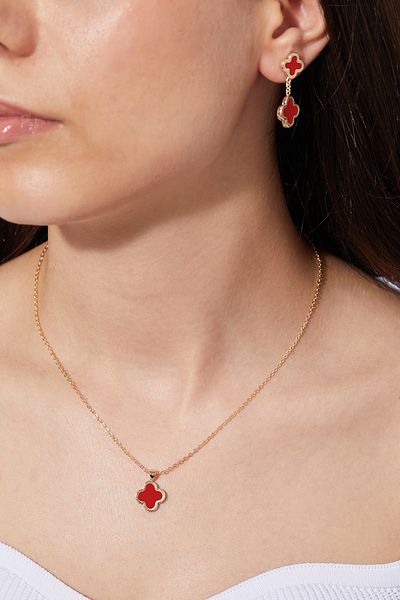 Elika Silver Clover Model Women's Necklace and Earring Set