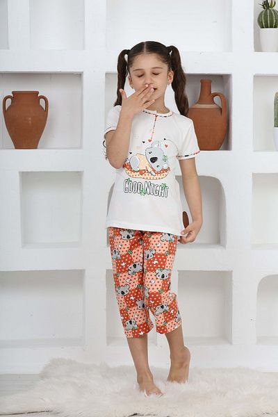 KAPİKİDS Ecru Girl's Pajama Set - Short Sleeve, Capri Button, Placket Kuala Printed