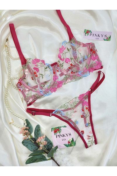 RABİA BOZTEPE Red Pink Heart Lace Embroidery See-Through Sexy Fancy Underwire Christmas Bra Bralet Panties Set