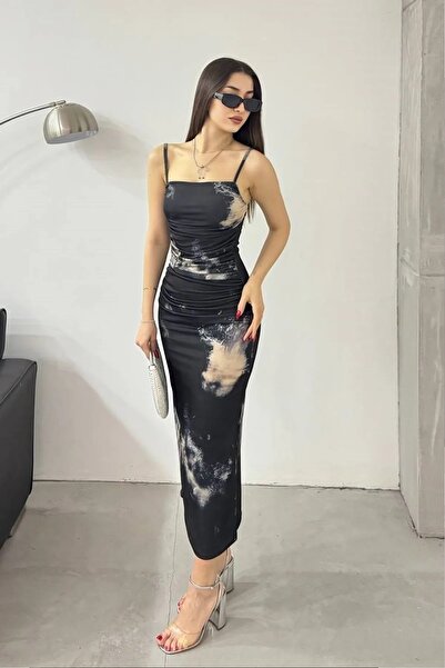 Swana فستان ميدي مرن منقوش باللون الأسود - رقبة بدون حمالات وأشرطة