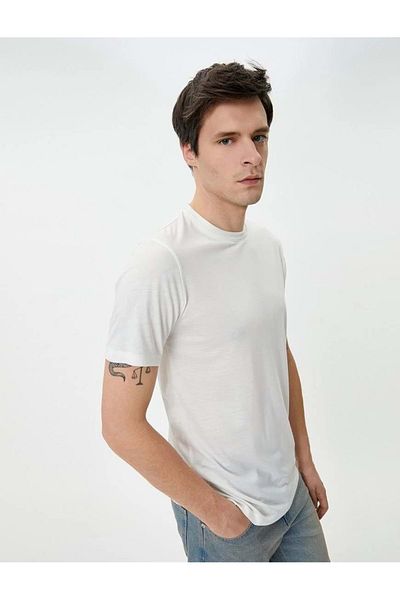 Koton Μπλουζάκι με κοντό μανίκι με λαιμόκοψη Khaki Slim Fit - 4SAM10276HK