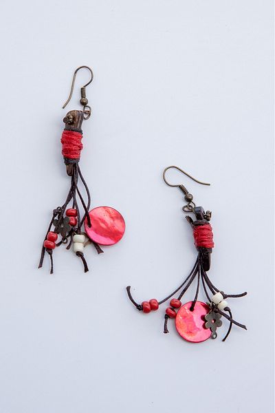 Lila Rosa Ethnic and Authentic Design Earrings