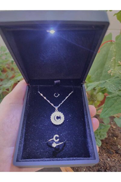 HKN AVM ACCESSORİES Işıklı Kutuda Harf Kolye Harf Yüzük C Harfi Kolye  Set Ko...