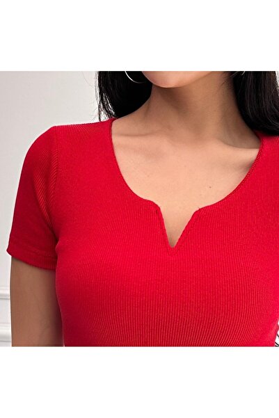 Chicup Kadın Kırmızı Yaka Ucu Plastikli Fitilli Örme Bluz