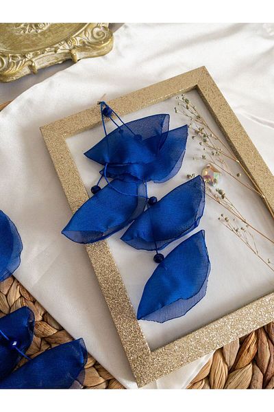 BeuBella Aksesuar Parliament Blue Tulle Long Earrings with Chinese Crystal Detail on Poppy