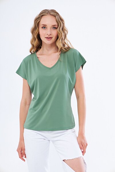 Moda Işık Γυναικείο μπλουζάκι με λαιμόκοψη σε ανοιχτό πράσινο πολαμίτη
