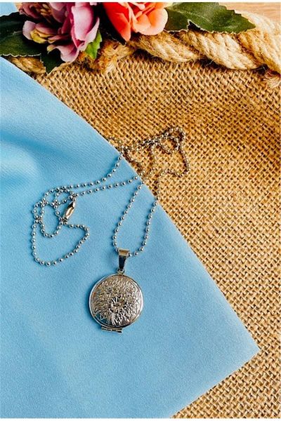 Yeşim Aksesuar Women's Silver Color Round Necklace with Photograph Writable Cap
