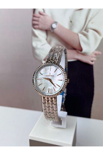 Essence Rose Gold Women's Wristwatch - Exquisite Bracelet, 5 ATM Waterproof