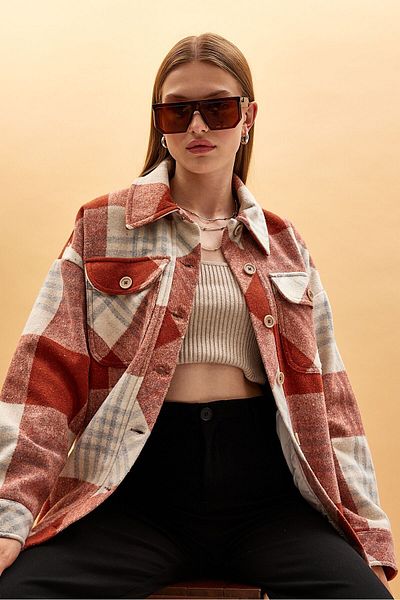 Nilu Moda نظارات شمسية للجنسين من NILU FASHION للموسم الجديد