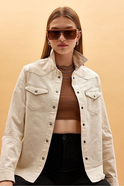 Nilu Moda نظارات شمسية للجنسين من NILU FASHION للموسم الجديد