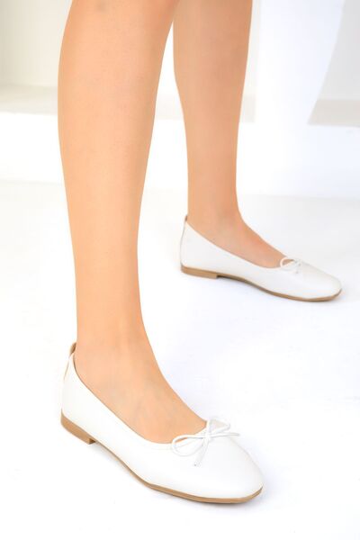 SOHO 19257 Model White Women's Ballerinas