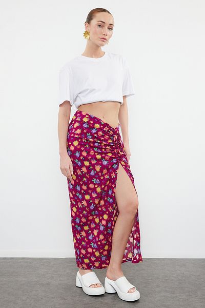 Trendyol Collection Fusta midi fucsia - cu imprimeu și detaliu cu fante, țesută, TWOSS24ET00233