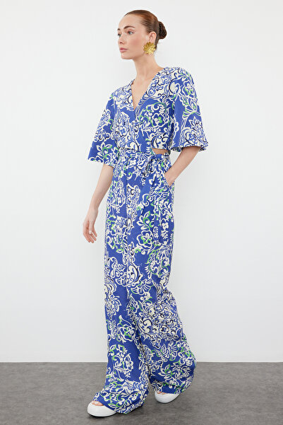 Trendyol Collection Set bluză și pantaloni crop albastru la două piepturi - TWOSS24AU00040