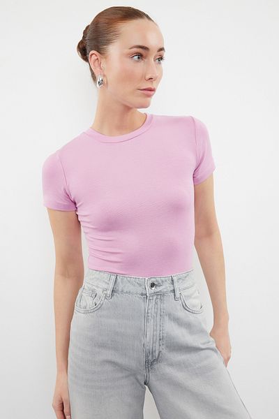 Trendyol Collection Flexible Pink Viscose Blouse - Soft Fabric, Body Fitting TWOSS24BZ00296