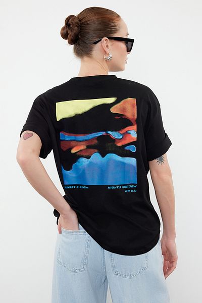 Trendyol Collection Black Premium Comfortable Fit - 100% Cotton Printed T-Shirt TWOSS24TS00172