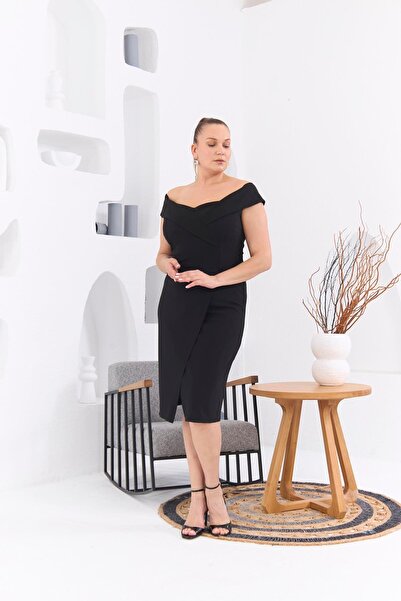 RMG Večerní krepové šaty nadměrné velikosti – šaty na rameno